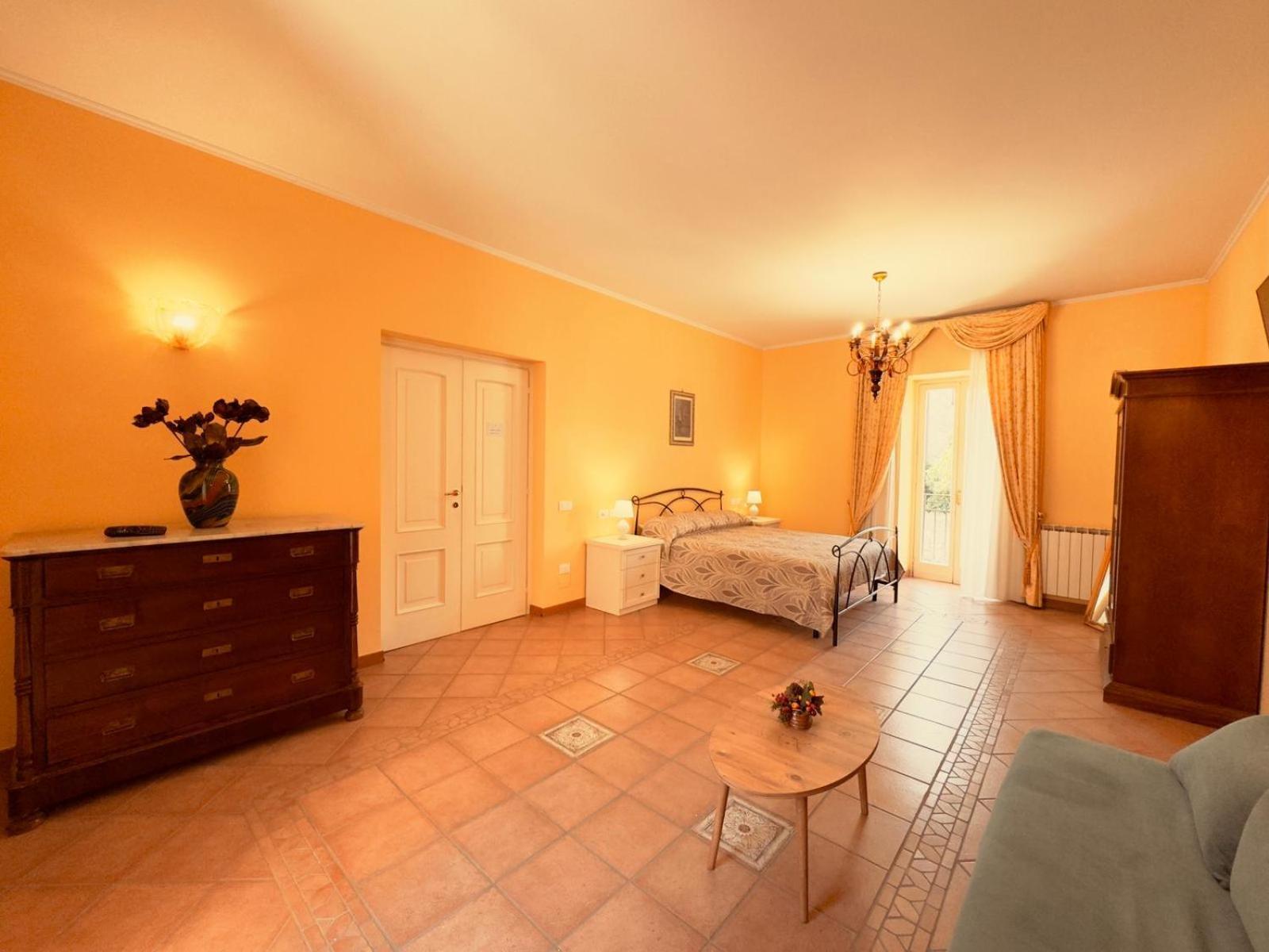 Casa Pepe - Fondi Vertice Rooms Exterior foto