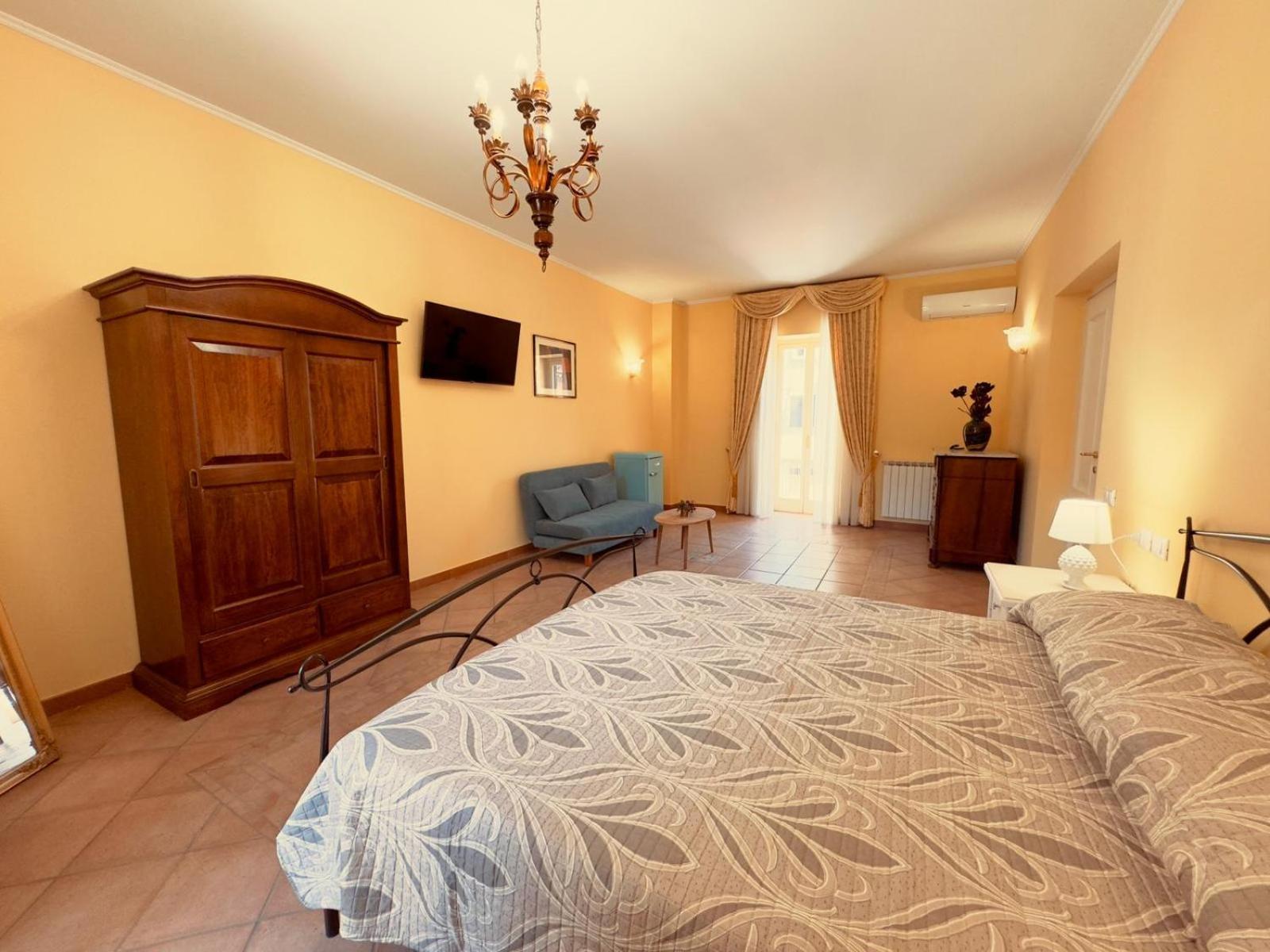 Casa Pepe - Fondi Vertice Rooms Exterior foto