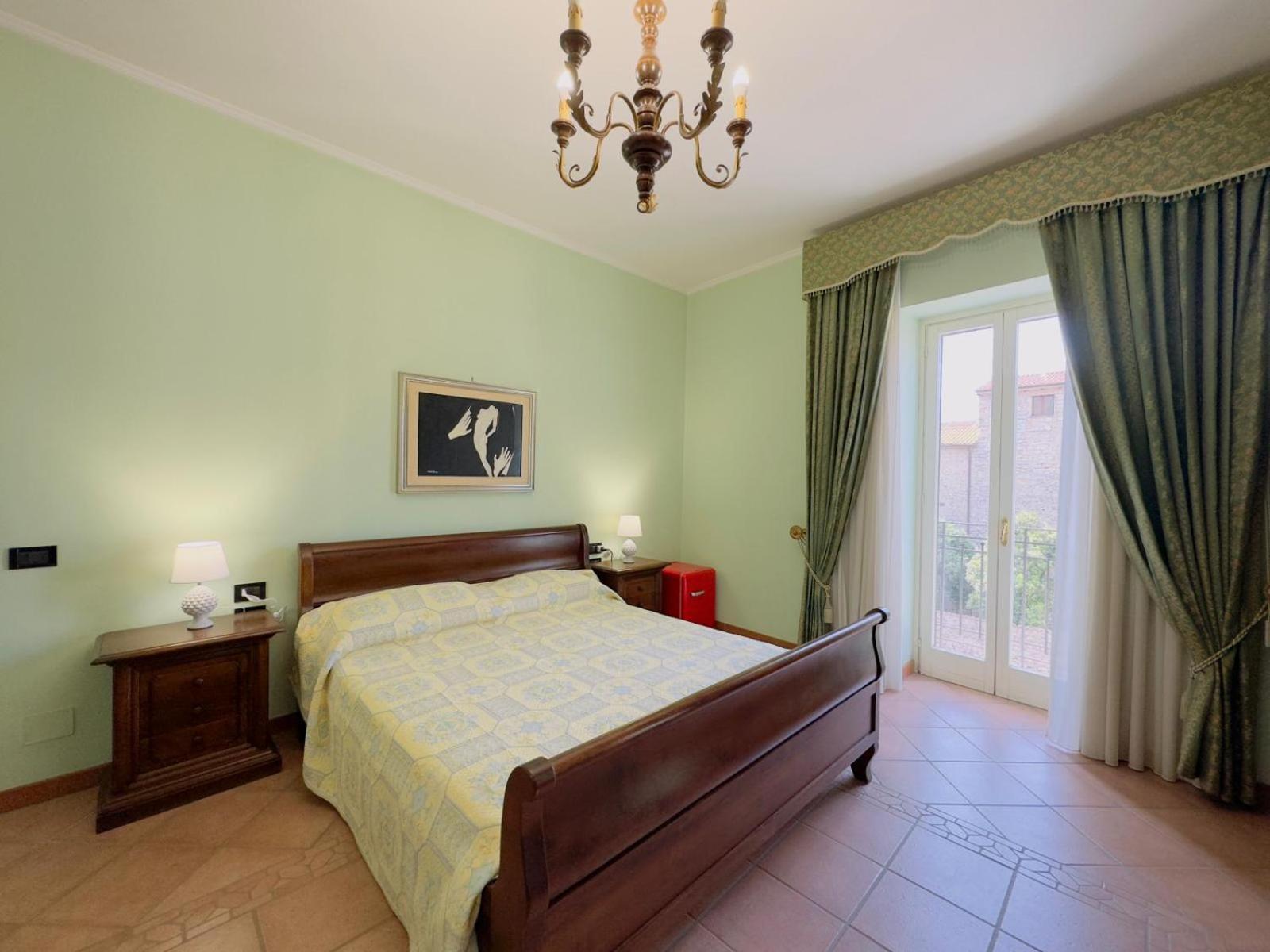 Casa Pepe - Fondi Vertice Rooms Exterior foto